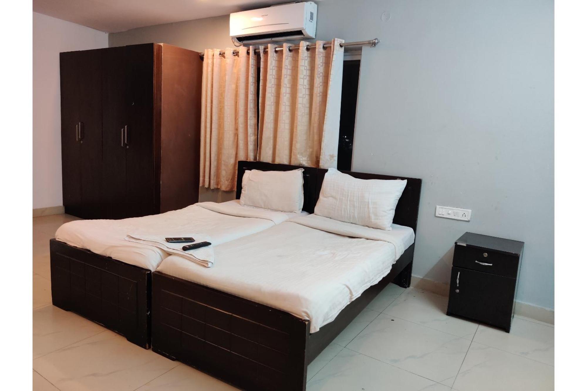 Collection O Jubilee Banjara Suites Hyderabad Esterno foto